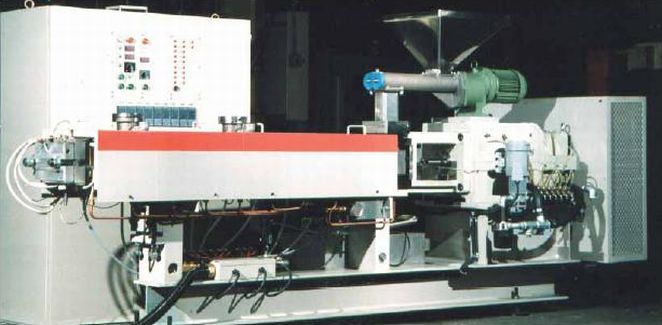 NRⅡ-46m/mSG　Twin Screw Extruder